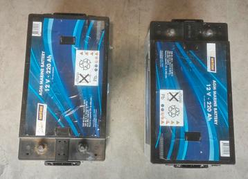 2 stuks vetus AGM marine akkus 220 Ah beschikbaar voor biedingen