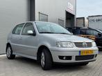 Volkswagen Polo 1.4-16V Trendline | Automaat | Schuifdak | E, Auto's, Volkswagen, Gebruikt, Zwart, 4 cilinders, Bedrijf