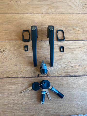 NIEUW Volkswagen t3 sloten set beschikbaar voor biedingen