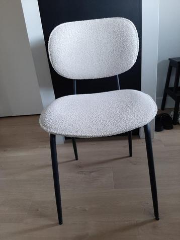 Eetkamerstoelen van teddystof
