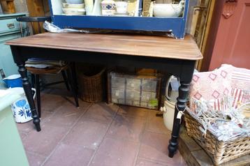 keukentafeltje/bureau tafel/tafel/werkplek beschikbaar voor biedingen