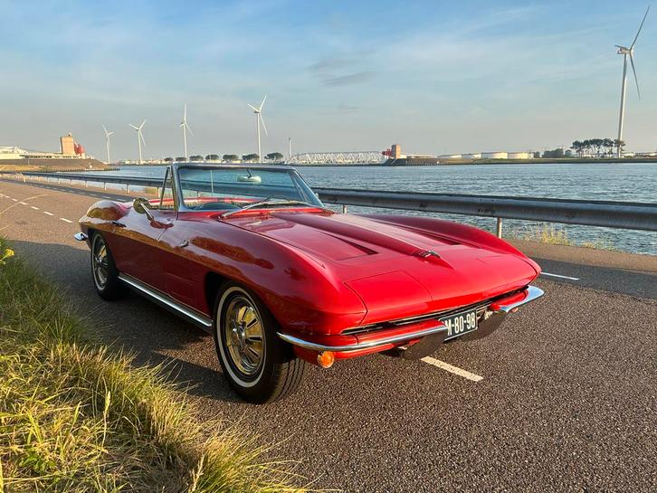 Chevrolet Corvette C2 Stingray 1964, Auto's, Chevrolet, Particulier, Benzine, Cabriolet, Geïmporteerd, Rood, Ophalen