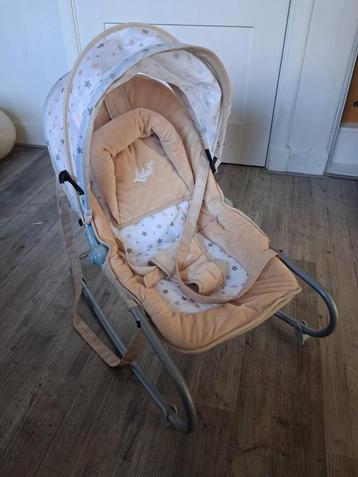 Moni Wipstoel met Verkleiner & Zonnekap beschikbaar voor biedingen