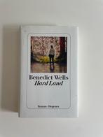 Benedict Wells - Hard Land, Boeken, Ophalen of Verzenden, Zo goed als nieuw, Benedict Wells, Europa overig