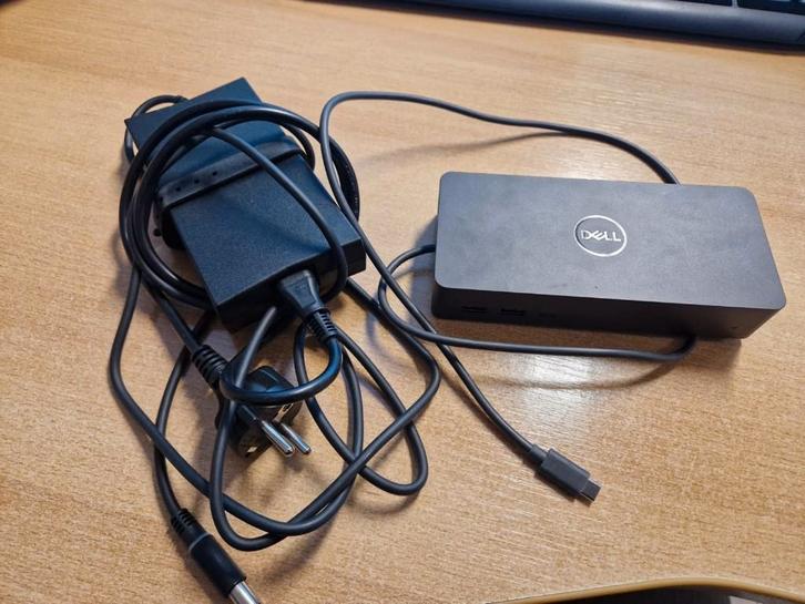 Dell Universal Dock UD22 Te Koop !, Computers en Software, Dockingstations, Gebruikt, Docking station, Laptop, Tablet, Ophalen of Verzenden