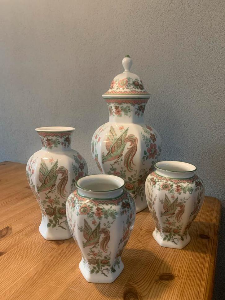 Echt mooi vintage kastset, 4 vazen. Bareuther Waldsassen, Antiek en Kunst, Antiek | Vazen, Ophalen