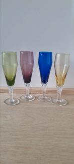 Set handgemaakte gekleurde glazen – mondgeblazen – uniek!, Antiek en Kunst, Antiek | Glas en Kristal, Ophalen of Verzenden