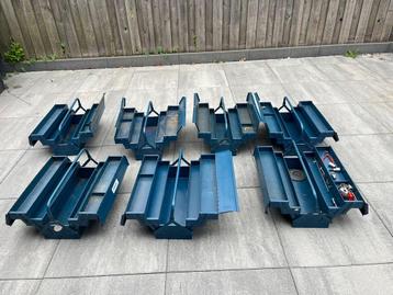 Stalen Gereedschapskisten 7 stuks beschikbaar voor biedingen