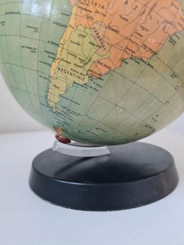 Mooie GLOBE ART DECO zonder gradenboog ca.1960 beschikbaar voor biedingen