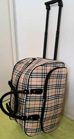 Moderne Handbagage koffer trolley binnenkant volledig gevoer, Sieraden, Tassen en Uiterlijk, Koffers, Zo goed als nieuw, Ophalen