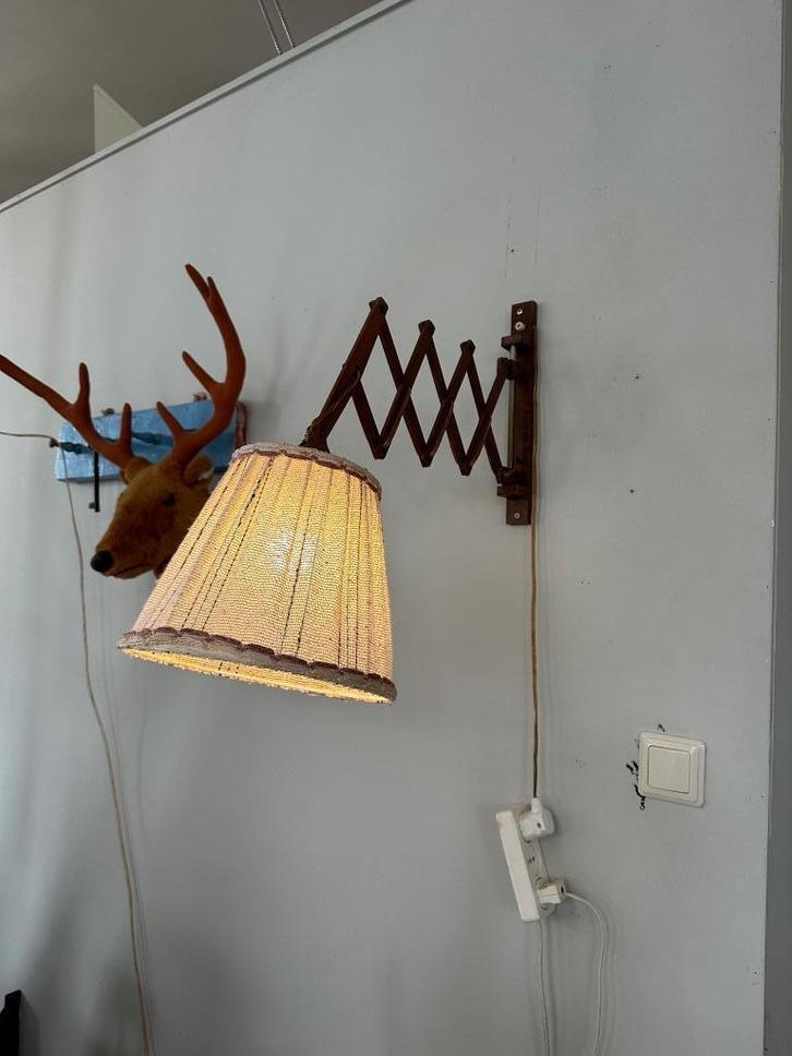 Vintage design houten schaarlamp, wandlamp, midcentury, Huis en Inrichting, Lampen | Wandlampen, Gebruikt, Hout, Stof, Ophalen of Verzenden