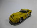 Box Ferrari GTO geel, Hobby en Vrije tijd, Modelauto's | 1:43, Ophalen of Verzenden, Zo goed als nieuw, Auto, Overige merken