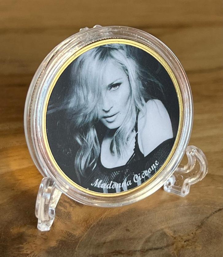 Madonna 24kt goud vergulde herdenkingsmunt +standaard (8, Verzamelen, Muziek, Artiesten en Beroemdheden, Nieuw, Overige typen
