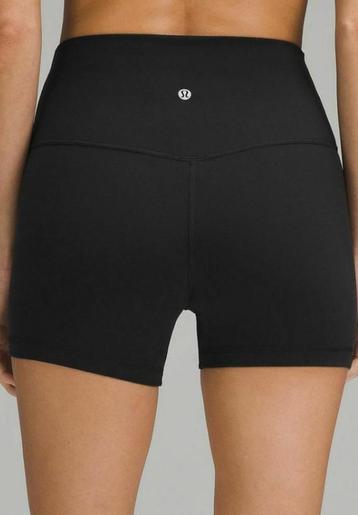 Lululemon shorts zwart of grijs beschikbaar voor biedingen