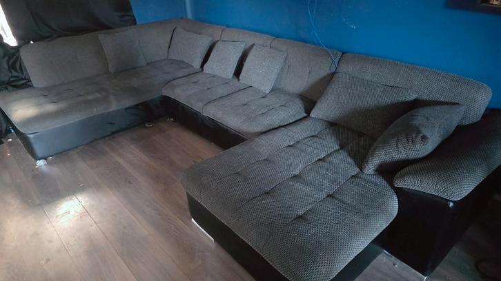 Grote Hoekbank - Comfortabel en Stijlvol!, Huis en Inrichting, Banken | Bankstellen, Gebruikt, Hoekbank, Vierpersoons of meer