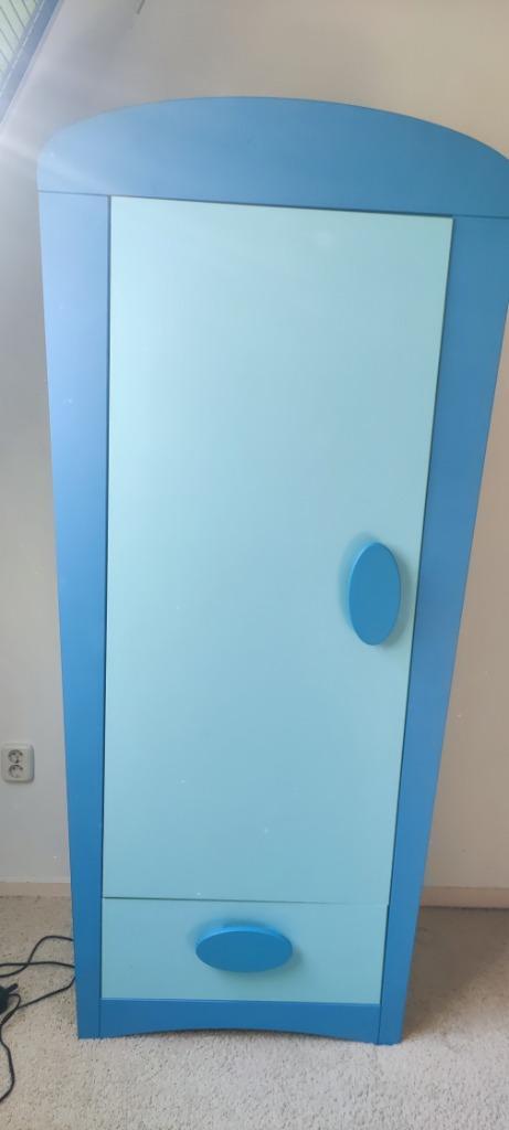 Kinder kleidngkast, Kinderen en Baby's, Kinderkamer | Commodes en Kasten, Gebruikt, Kast, 105 cm of meer, 75 tot 100 cm, 50 tot 70 cm