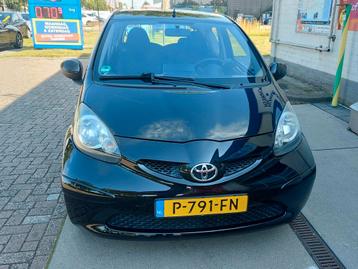 Toyota Aygo 1.0  Vvt-i 3DRS MMT 2008 Zwart beschikbaar voor biedingen