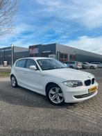 BMW 1-Serie (e87) 2.0 120I 5DR 2010 Wit, Auto's, BMW, Origineel Nederlands, Te koop, 5 stoelen, Benzine