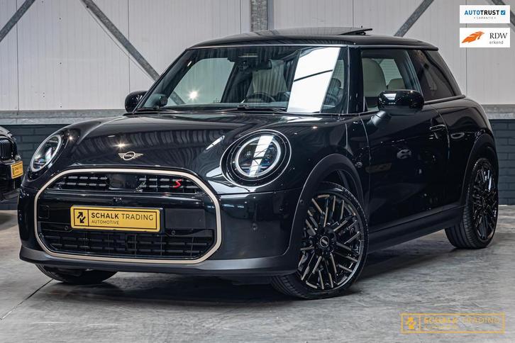 Mini 2.0 Cooper S Favoured XL|Pano|E-stoel|H&K|Full opt|Gara, Auto's, Mini, Bedrijf, Te koop, Cooper S, 360° camera, ABS, Achteruitrijcamera