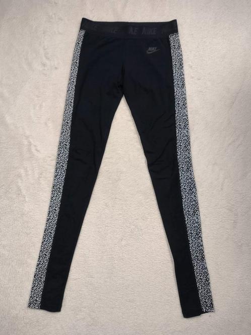 Nike yoga legging 36 S zwart, Kleding | Dames, Sportkleding, Zo goed als nieuw, Yoga, Maat 36 (S), Zwart, Ophalen of Verzenden