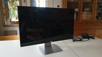 Dell 24 inch Monitor - nauwelijks gebruikt beschikbaar voor biedingen