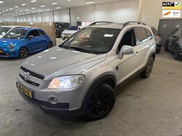 Chevrolet Captiva 3.2i Executive / AUTOMAAT / NAVI MULTIEMED beschikbaar voor biedingen