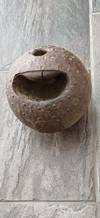 antieke houten bowlingbal met ijzeren beslag eind 18e eeuw., Ophalen of Verzenden