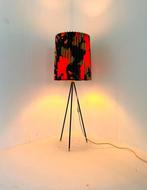 Vintage tripod vloerlamp jaren ‘60, Huis en Inrichting, Lampen | Vloerlampen, Metaal, Ophalen of Verzenden, Zo goed als nieuw