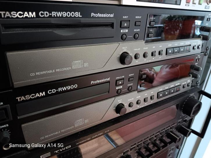 TASCAM CD-RW900SL + CD-RW900 CD Recorders, Audio, Tv en Foto, Cd-spelers, Ophalen of Verzenden