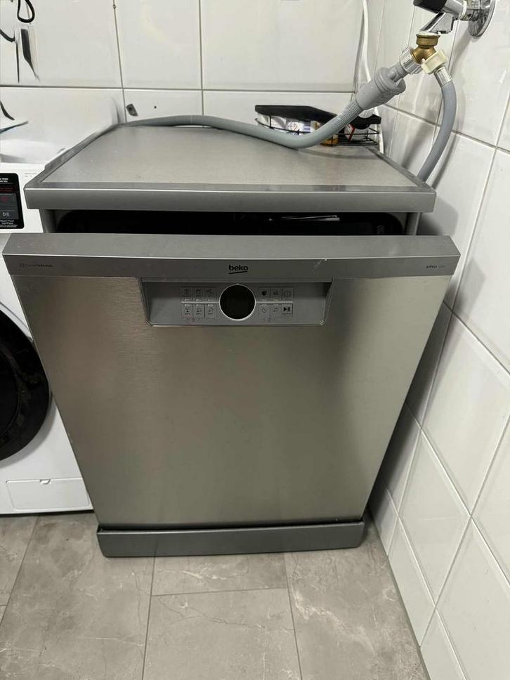 Beko Afwasmachine - Vrijstaand, Witgoed en Apparatuur, Vaatwasmachines, Gebruikt, Vrijstaand, 85 tot 90 cm, 60 cm of meer, 10 tot 14 liter