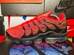 Nike Air VaporMax TN 'Flash Crimson' EU42.5 2019, Kleding | Heren, Schoenen, Colosseum 1, 1213 NL Hilversum, Nederland, Zwart