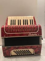 Accordeon, Muziek en Instrumenten, Accordeons, Ophalen, Zo goed als nieuw, 120-bas, Overige merken