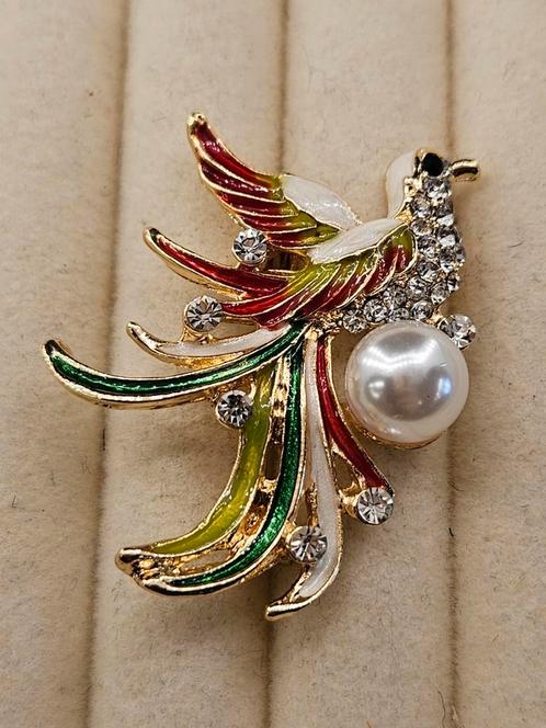 Antiek stijl broche met vogel en faux parel., Sieraden, Tassen en Uiterlijk, Broches, Nieuw, Overige materialen, Goud, Ophalen of Verzenden