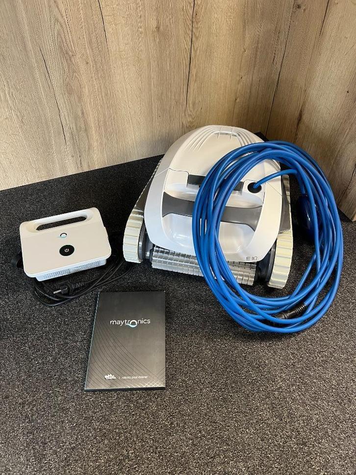 Dolphin zwembadrobot E10, Tuin en Terras, Zwembad-toebehoren, Zo goed als nieuw, Reinigingsmiddel, Ophalen of Verzenden