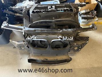 VOORFRONT MET KOELVIN BMW E46 330 CABRIOLET  beschikbaar voor biedingen