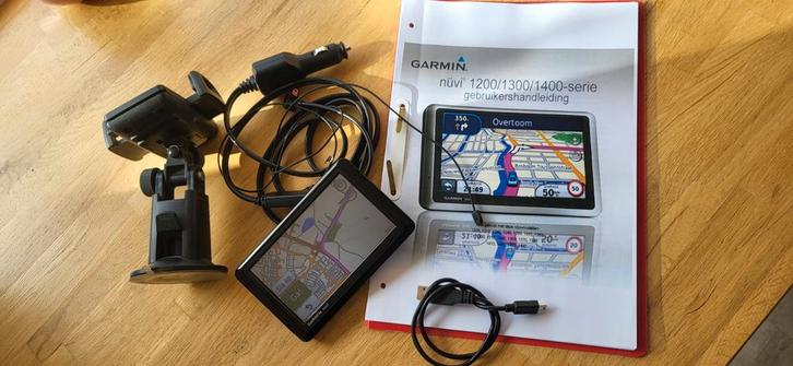 Garmin nüvi 1490 Navigatiesysteem, Auto diversen, Autonavigatie, Ophalen of Verzenden