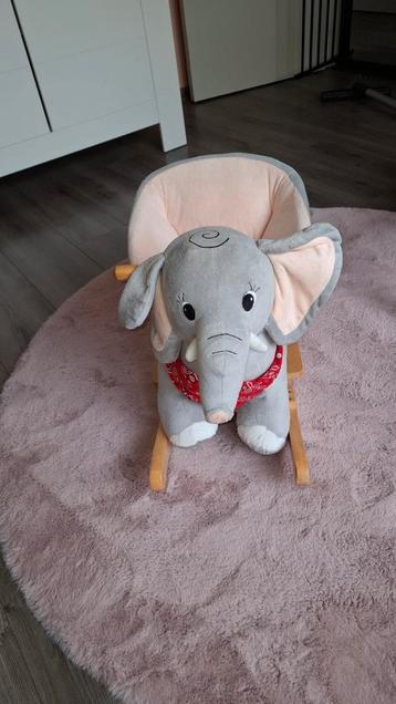 Hobbel Olifant  - Zo Goed Als Nieuw! beschikbaar voor biedingen