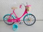 Mooie Barbie Fiets met Mandje en Helm DVX55, Verzamelen, Poppen, Ophalen of Verzenden, Gebruikt, Accessoires