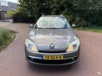 Renault Laguna Estate 2.0 16V Dynamque Airco / Navi / PDC /, Auto's, Laguna, 4 cilinders, Leder en Stof, Euro 4