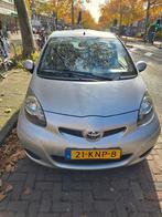 Toyota Aygo 1.0 Automaat (2010) | 5-drs | Lage KM | LM Velg, Auto's, Toyota, Stof, Zwart, 4 stoelen, 68 pk