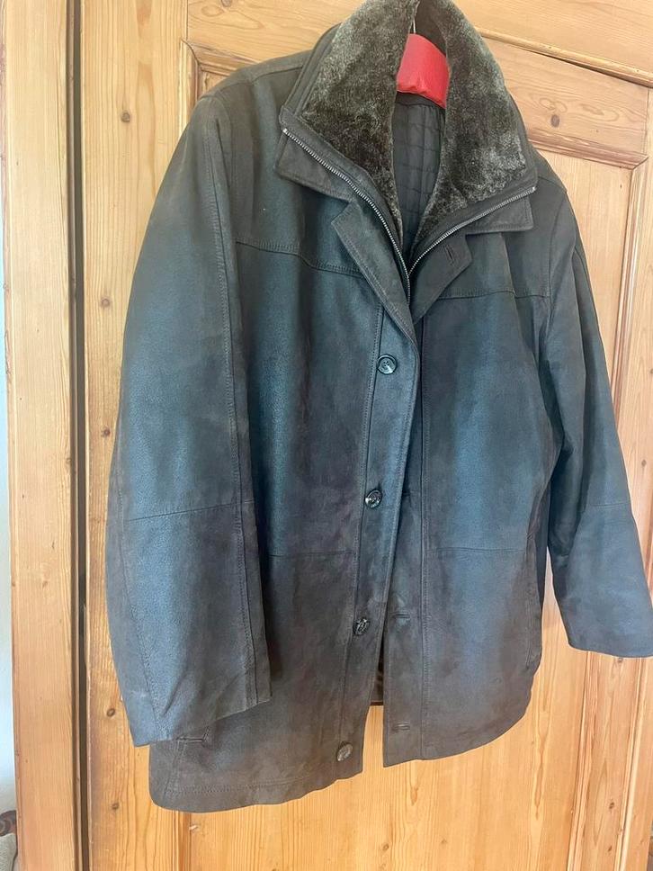 Suède Winterjas met afneembare bontkraag (S / 46), Kleding | Heren, Jassen | Winter, Zo goed als nieuw, Maat 46 (S) of kleiner