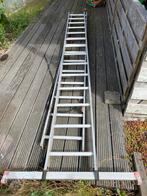 Altrex ladder - 14 sporten, Doe-het-zelf en Verbouw, Ladders en Trappen, Ophalen, Gebruikt, Ladder, Opvouwbaar of Inschuifbaar