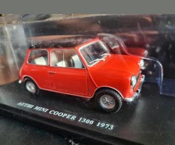 Aanbieding ATLAS MINI Cooper 1300 rood 1973 nieuw in blister beschikbaar voor biedingen