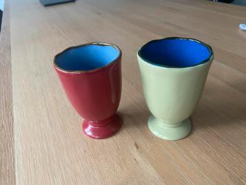 Twee keramieken mokken bekers van Novita beschikbaar voor biedingen