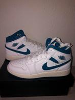 Air jordan 1 mid se, Ophalen of Verzenden, Nieuw, Overige kleuren