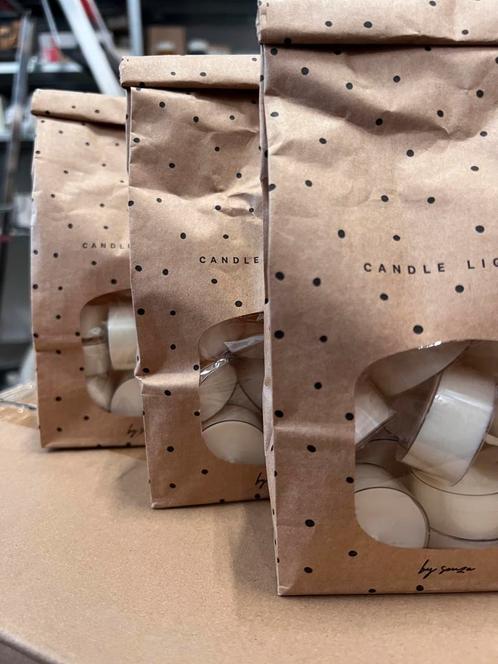 45 zakjes x 15 theelichten / waxinelichten, Huis en Inrichting, Woonaccessoires | Kandelaars en Kaarsen, Nieuw, Kaars, Minder dan 25 cm