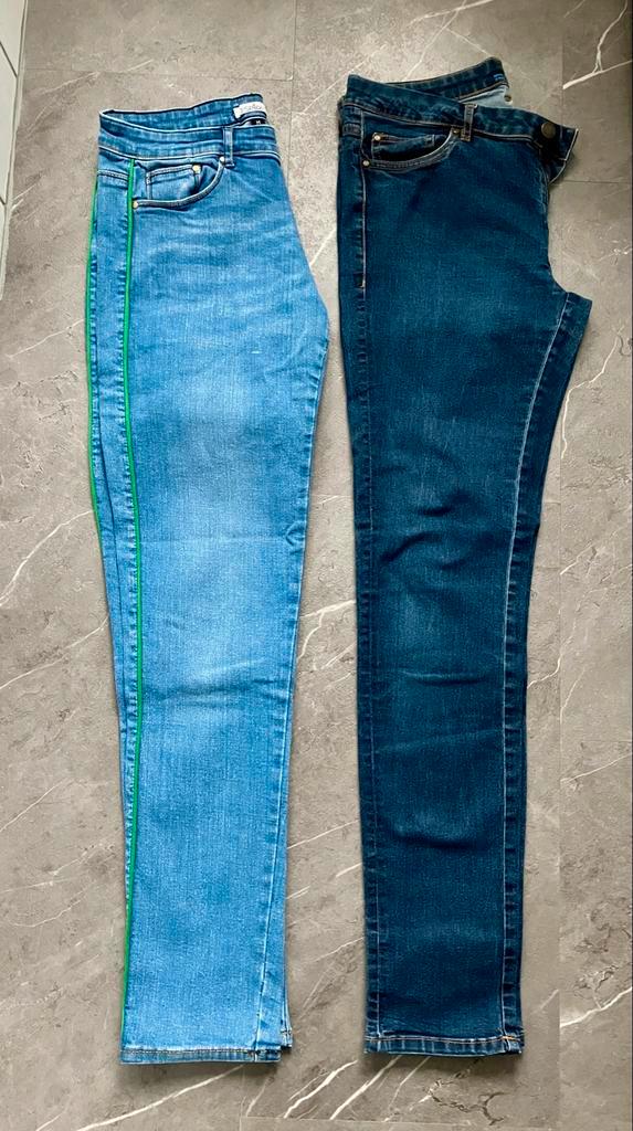 2 Dames jeans Spijkerbroeken Maat 40/M, Kleding | Dames, Spijkerbroeken en Jeans, Zo goed als nieuw, W30 - W32 (confectie 38/40)