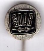 SAAB zwart op zilverkleurig auto/vliegtuig speldje ( C_237 ), Verzamelen, Speldjes, Pins en Buttons, Verzenden, Zo goed als nieuw