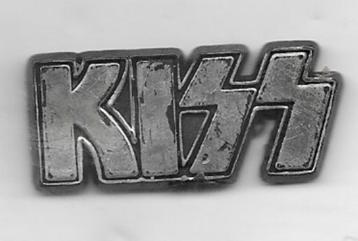 KISS MUZIEK BROCHE SPELD beschikbaar voor biedingen