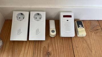 2 draadloze deurbellen + 3 gongs Byron / Elro 433MHz beschikbaar voor biedingen